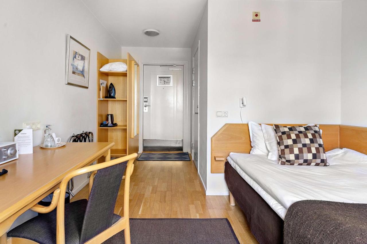 Hotell Airport Hotel, Western Premier Collection 4*