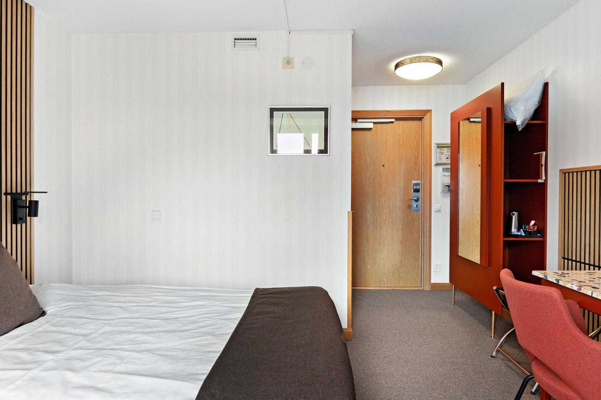 Hotel Airport Hotel, Western Premier Collection 4*